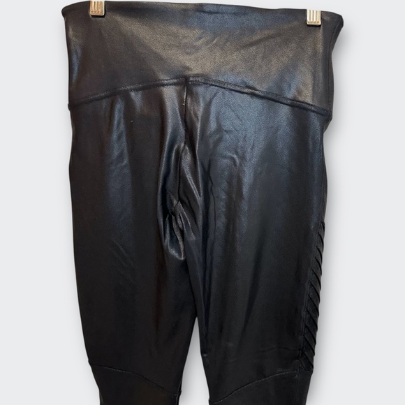 New SPANX Faux Leather Moto Leggings Black L | Edgy Biker Streetwear Athleisure - Picture 9 of 12